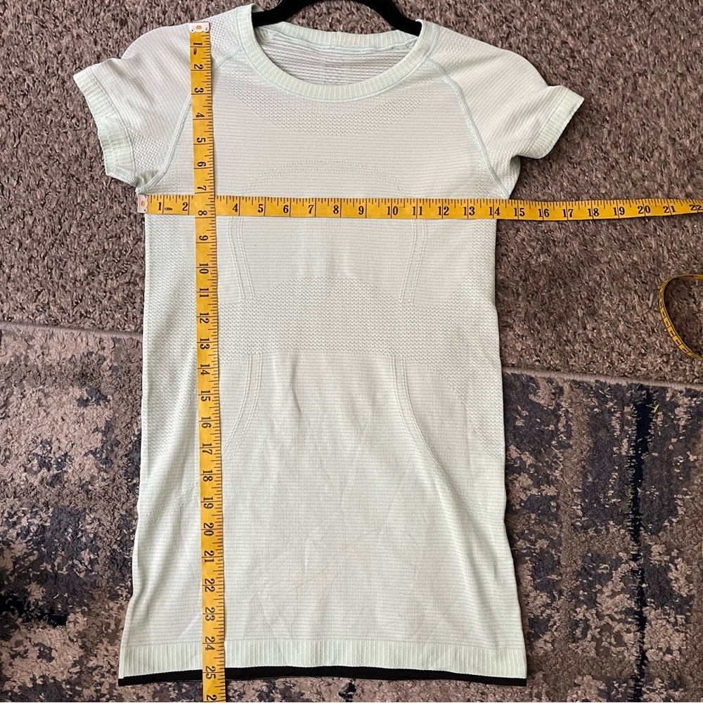 Lululemon Run:Swiftly Tech Shirt Sleeve Mint Movement/black Sz 4 - Picture 11 of 13